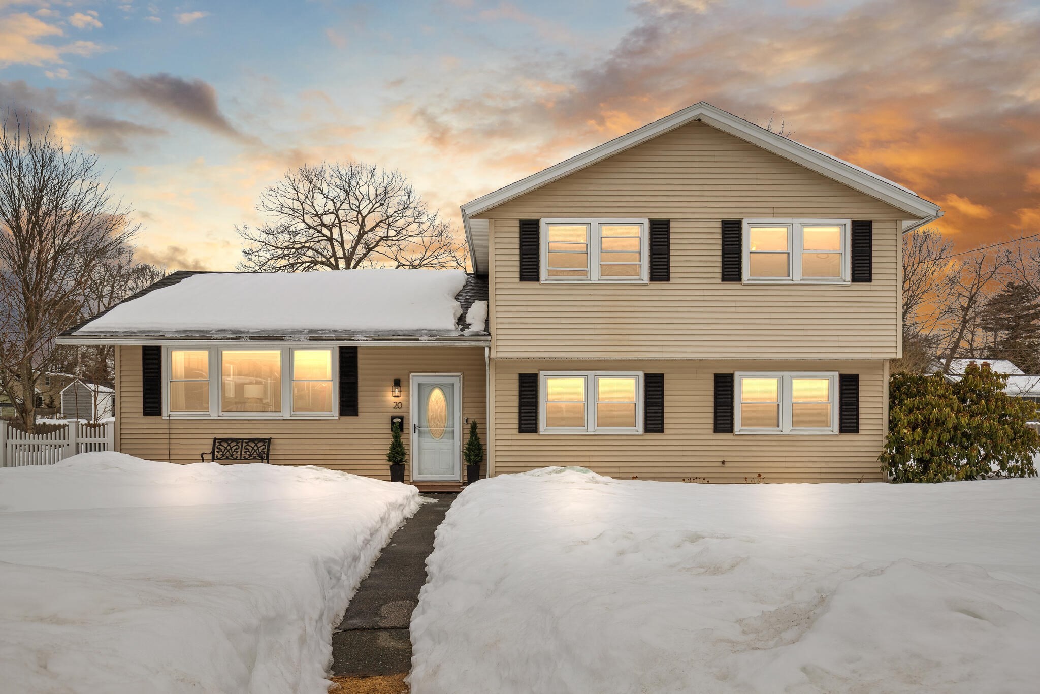 20 Walker Rd, Beverly, MA 01915