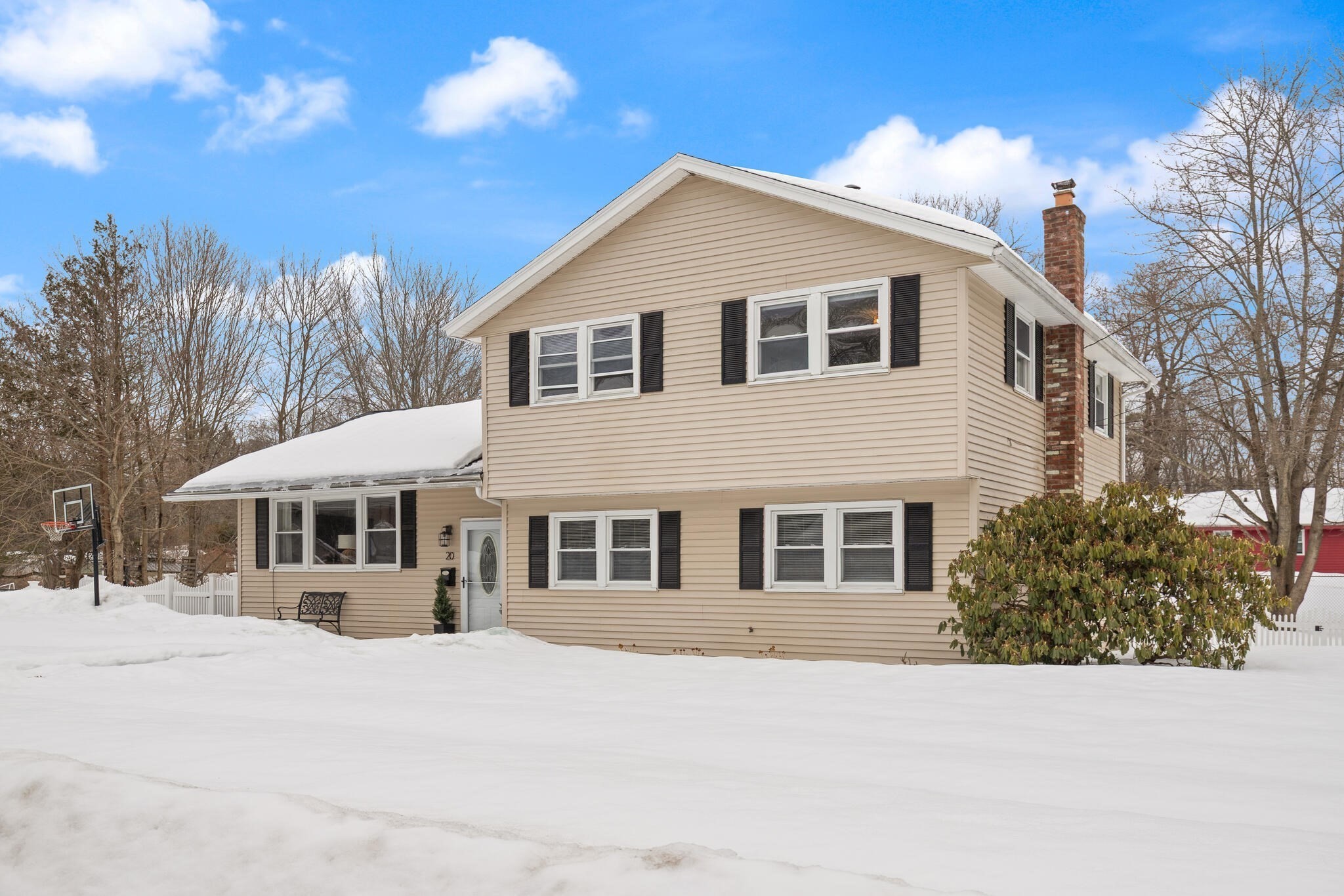 20 Walker Rd, Beverly, MA 01915 - Image 2