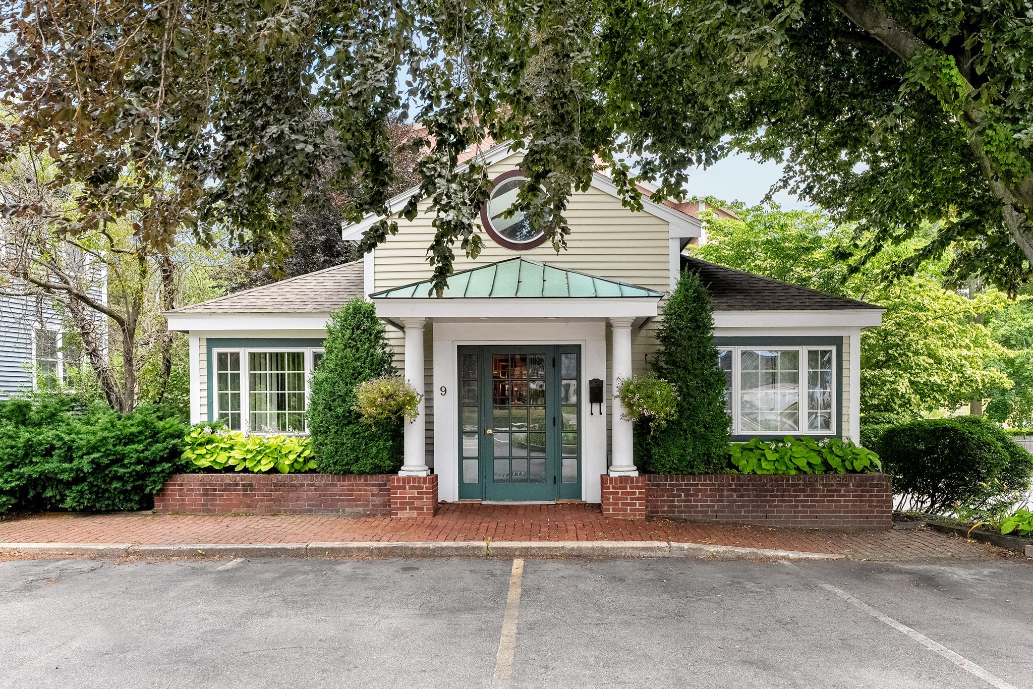 9 Chestnut Street, Arlington, MA 02474