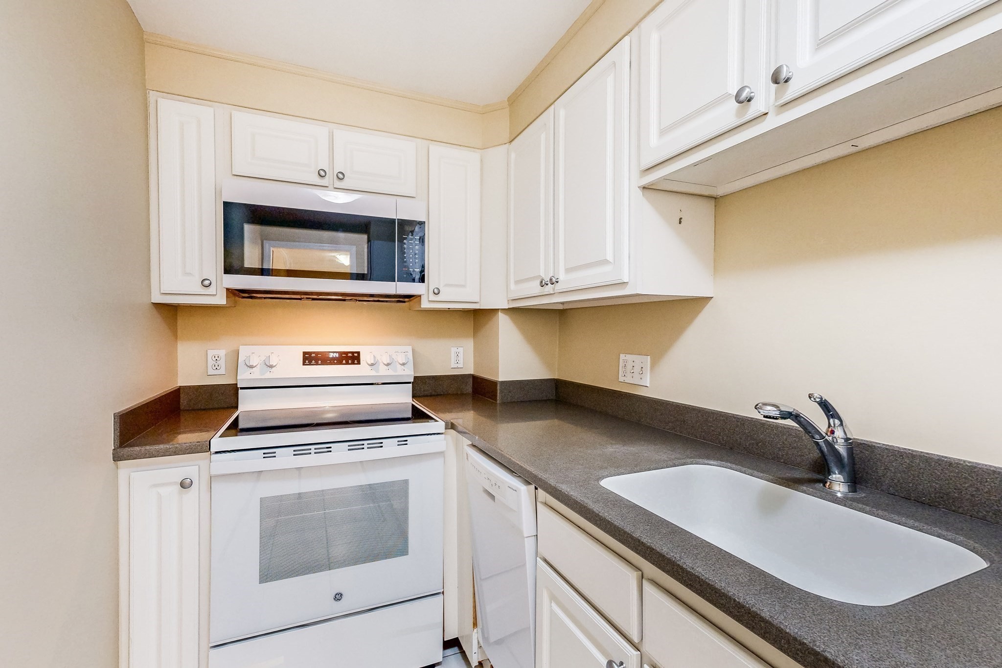 329 Harvard Street Unit 11, Cambridge, MA 02139 - Image 6