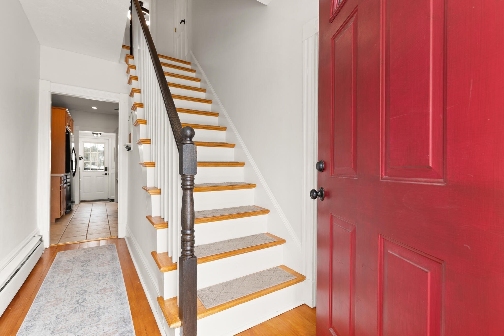 39 Cedar St, Wakefield, MA 01880 - Image 2