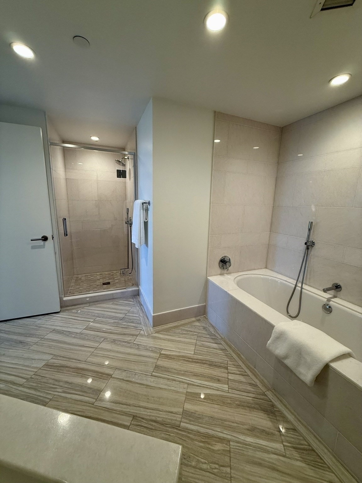 100 Lovejoy Wharf Unit 9-E, West End, Boston, MA 02114 - Image 13