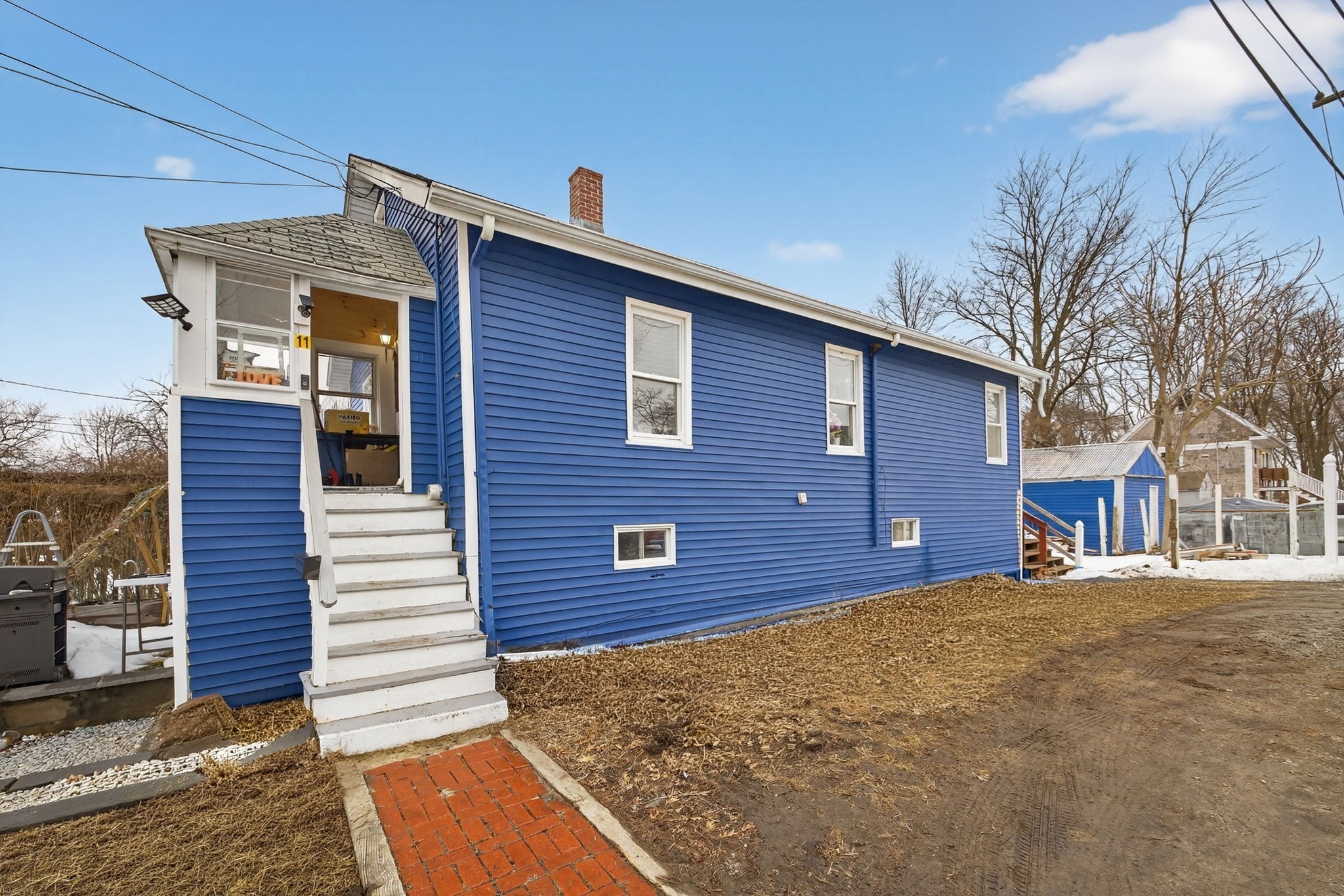 11 Cleaves St, Quincy, MA 02171