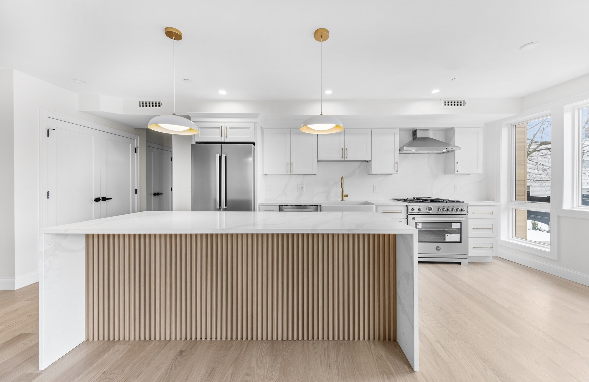 595 Broadway Unit 102, Somerville, MA 02145 - Image 2