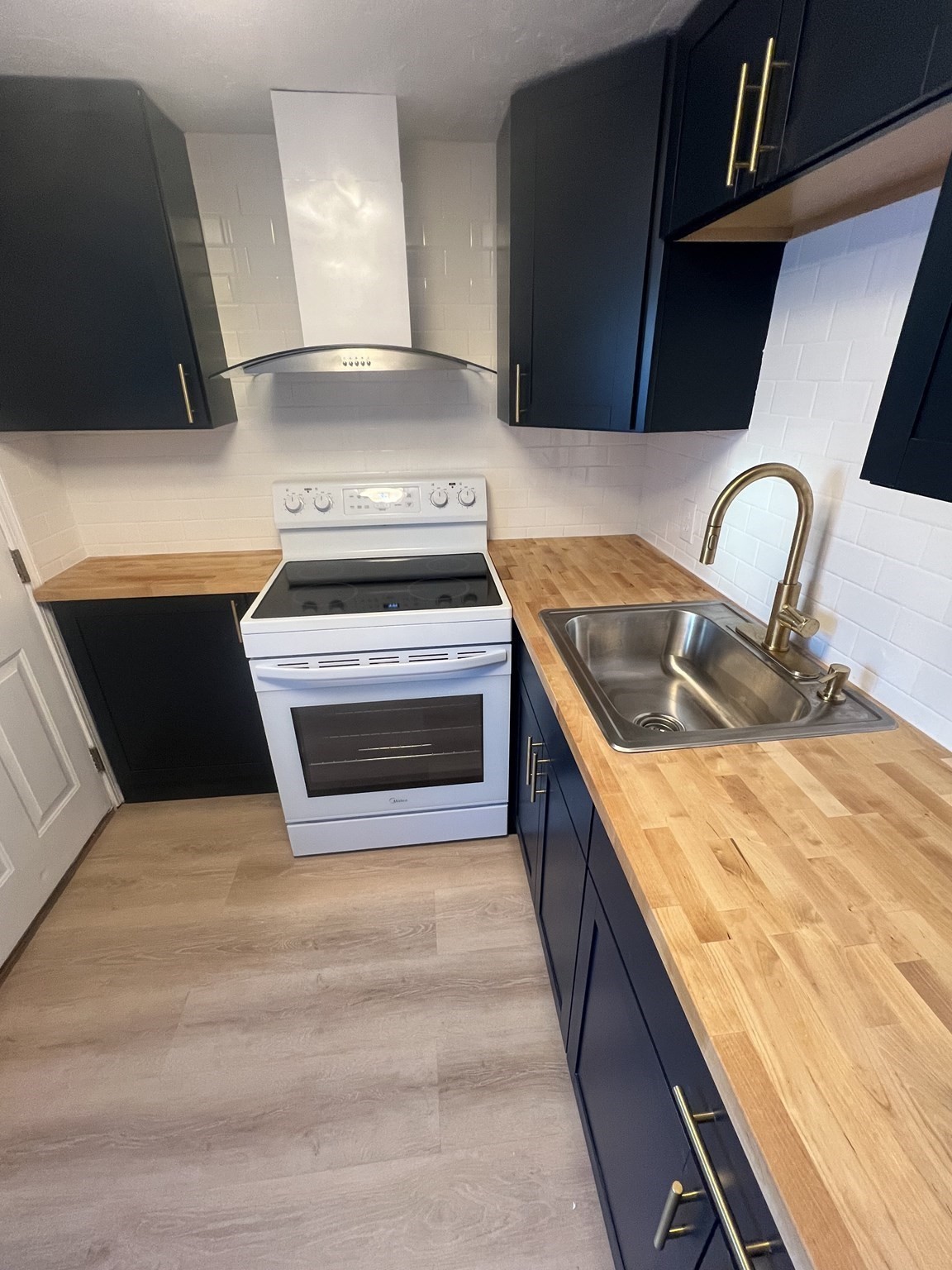 2 Tideview Unit 8, Plymouth, MA 02368 - Image 2