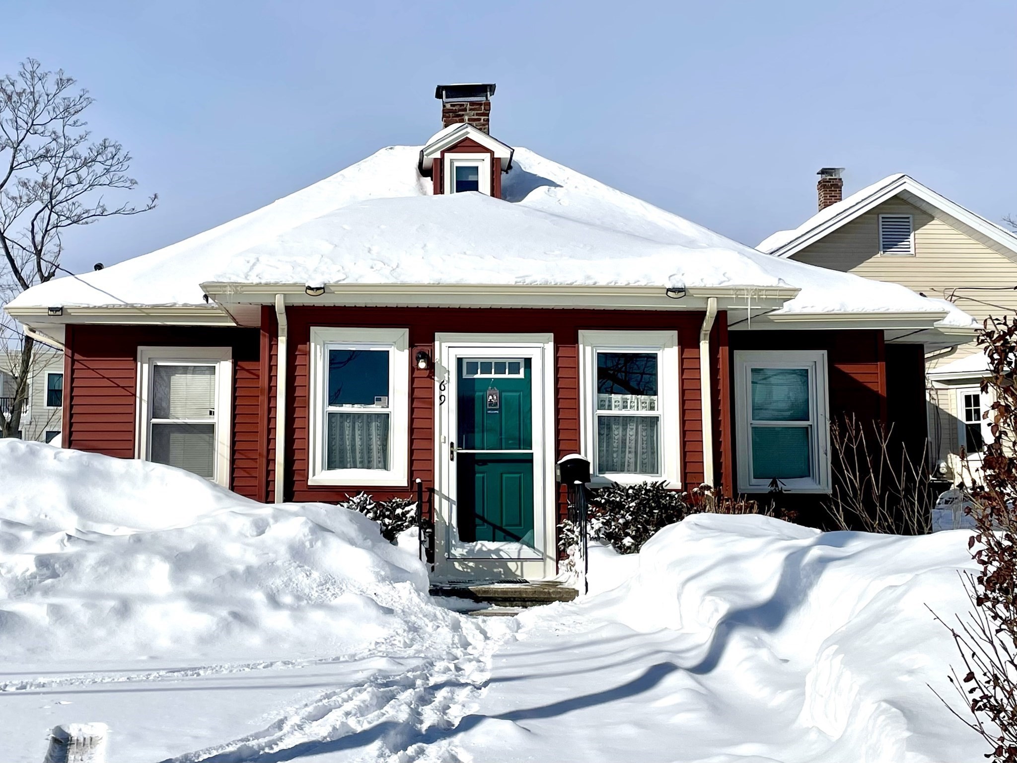 69 Ash Street, Reading, MA 01867