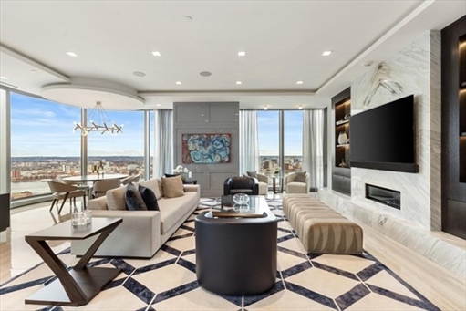 1 Dalton Street, Apt Unit 3801