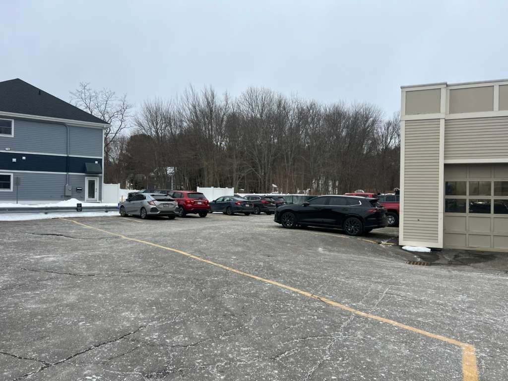 4 Minot St, Reading, MA 01867 - Image 2