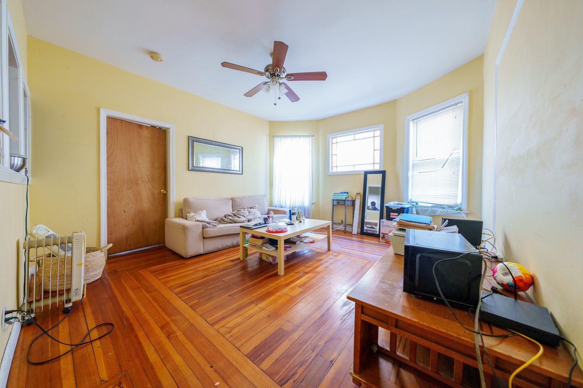 41 Derby St Unit 41, Somerville, MA 02145