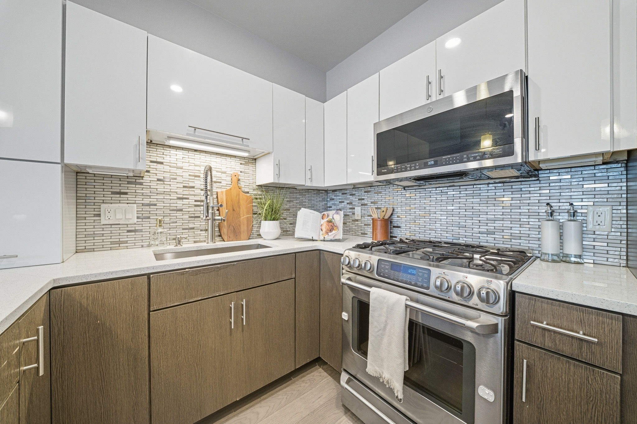 18 Cliveden St Unit 201, Quincy, MA 02169 - Image 13