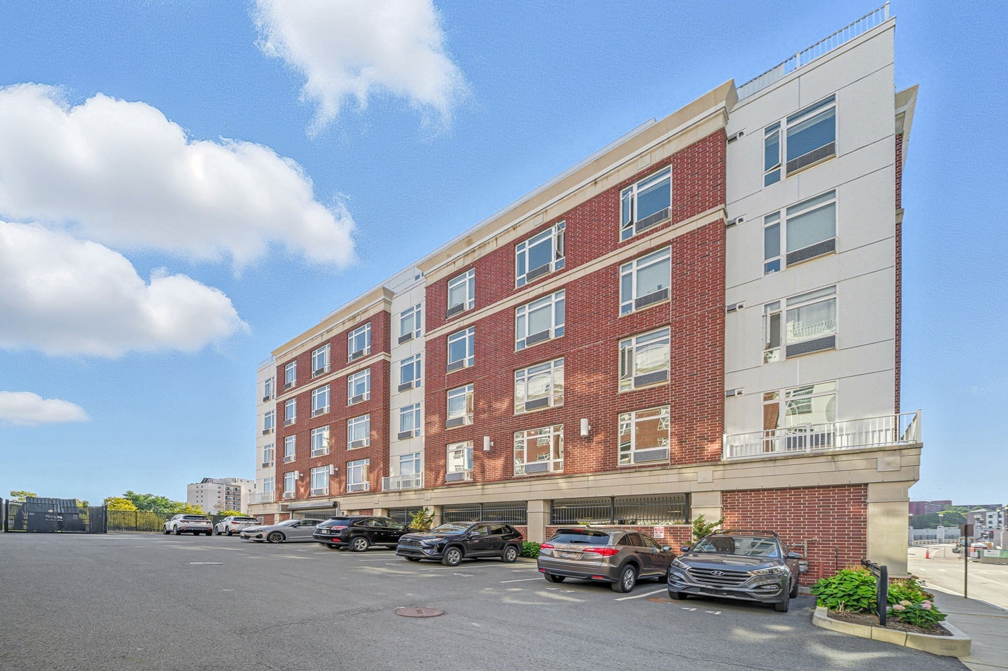 18 Cliveden St Unit 201, Quincy, MA 02169 - Image 40