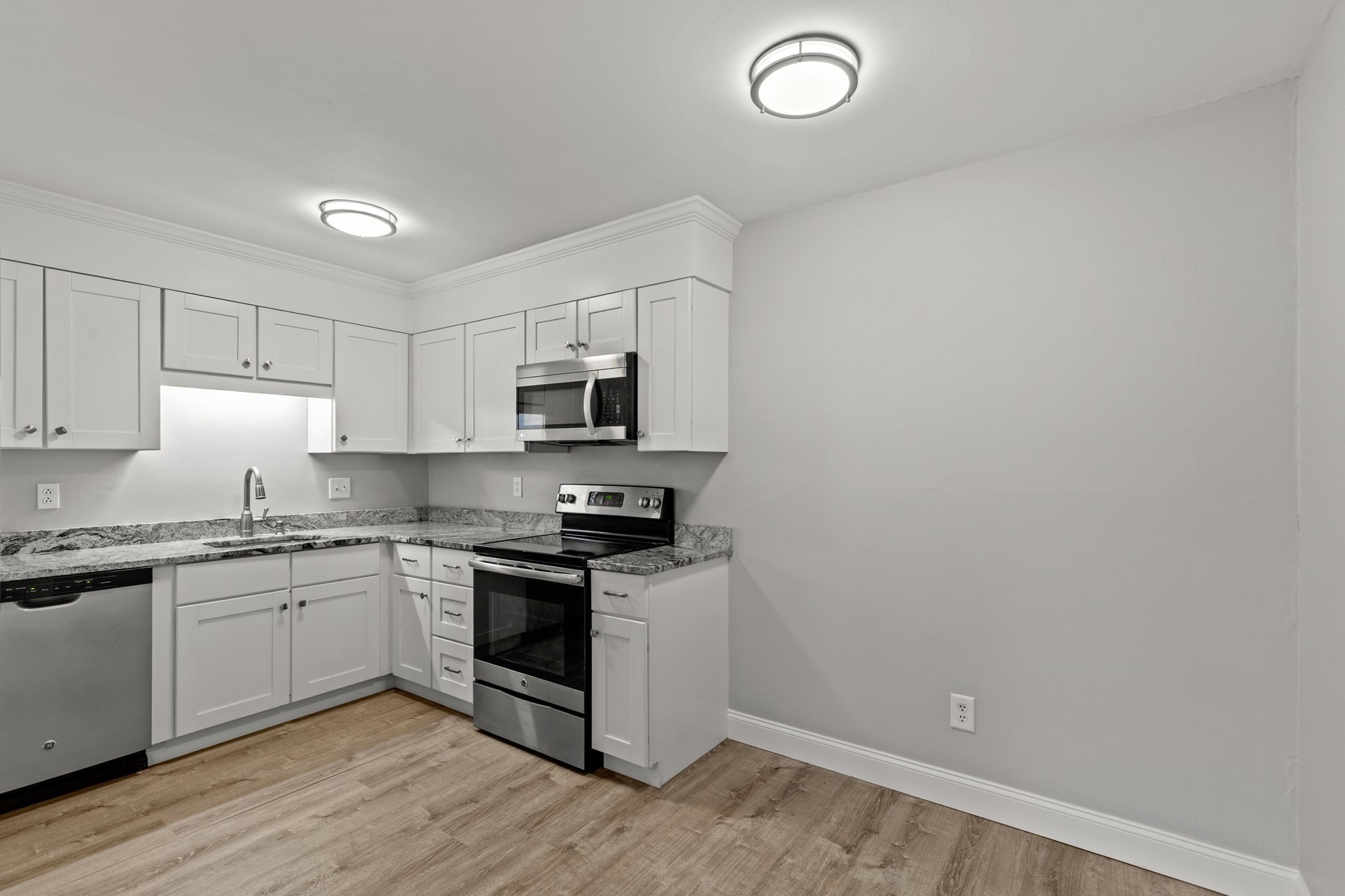 7 Chapel Hill Dr Unit 8, Plymouth, MA 02360 - Image 6