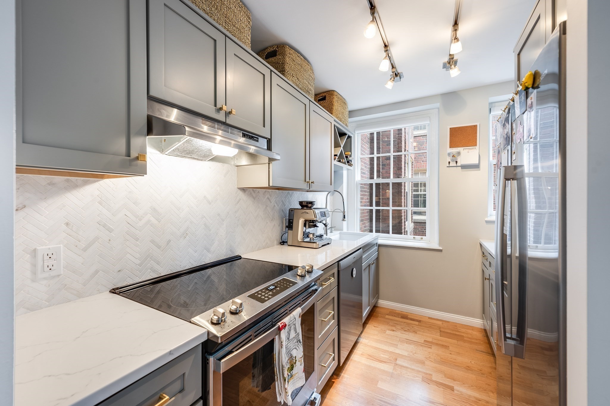15 River St Unit 704, Beacon Hill, Boston, MA 02108 - Image 4