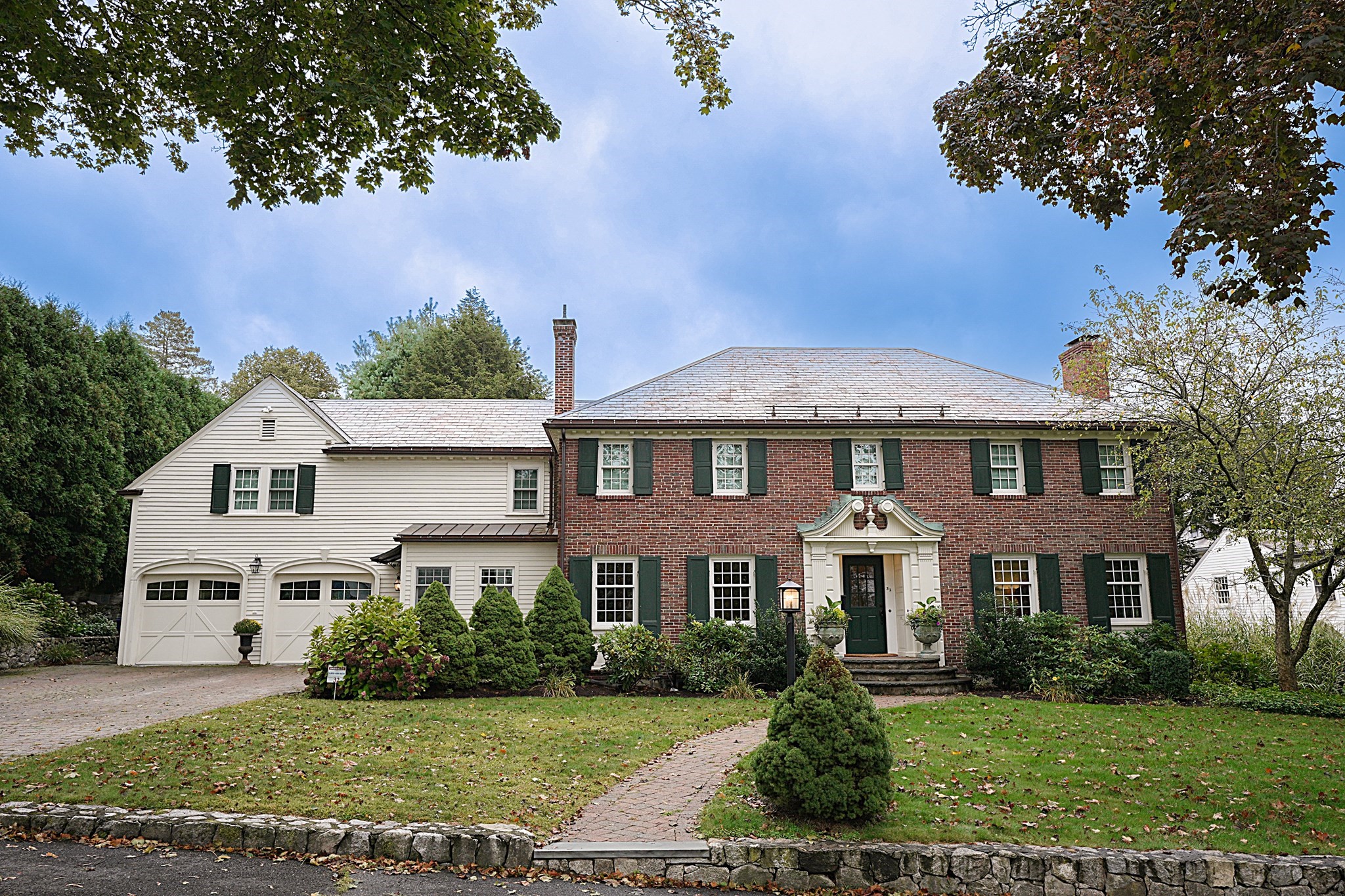 32 Pickwick Road, Newton, MA 02465