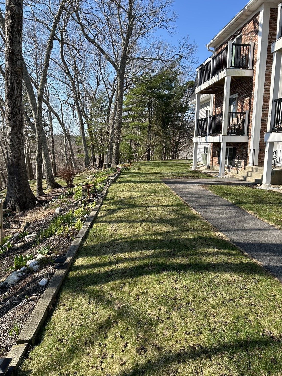 8 Chapel Hill Drive Unit 2, Plymouth, MA 02360 - Image 4