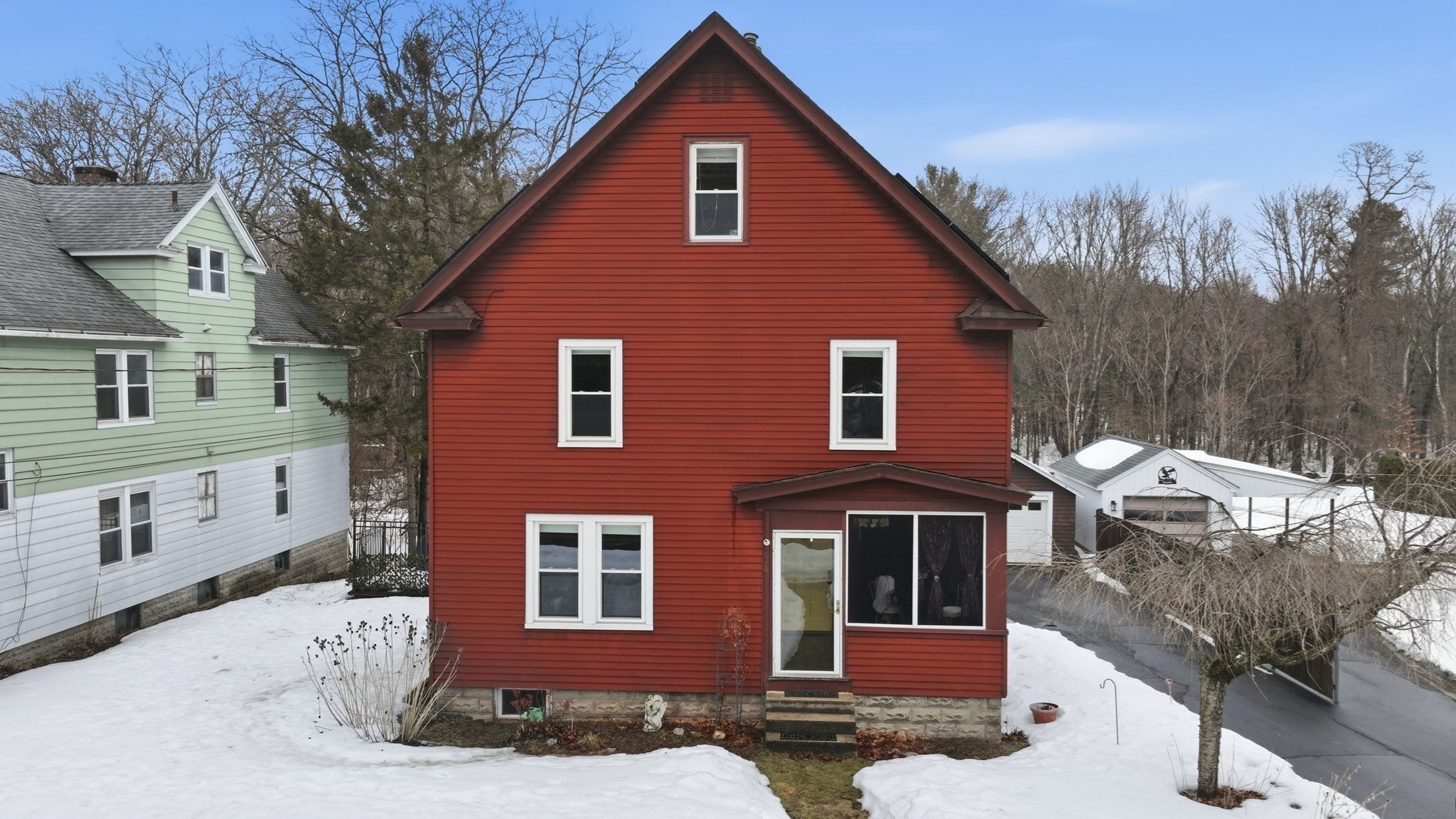 238 Elm St, Agawam, MA 01001