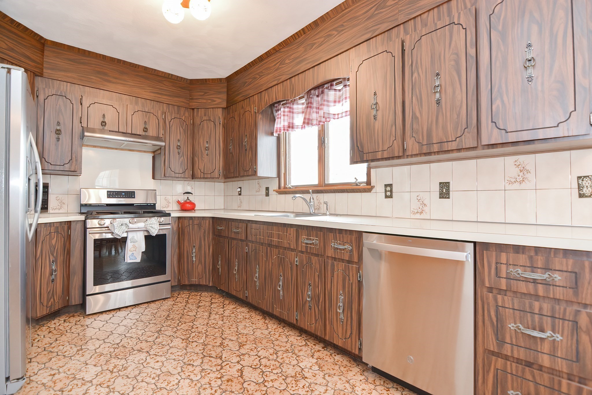 84 Partridge Ave, Somerville, MA 02145 - Image 12