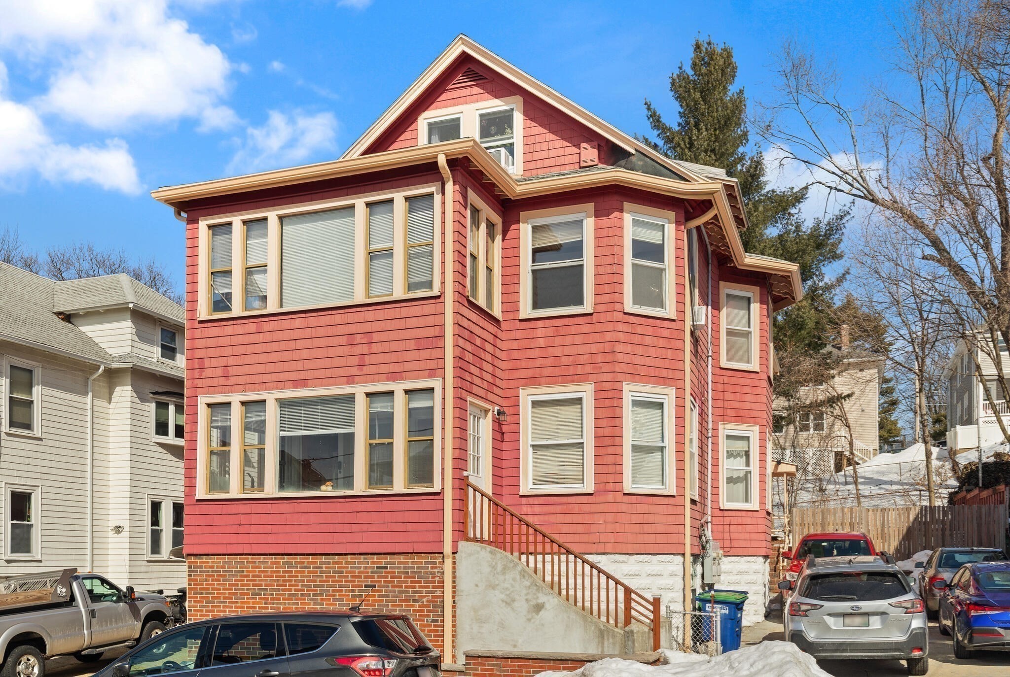 25 Upland Rd, Somerville, MA 02144 - Image 2