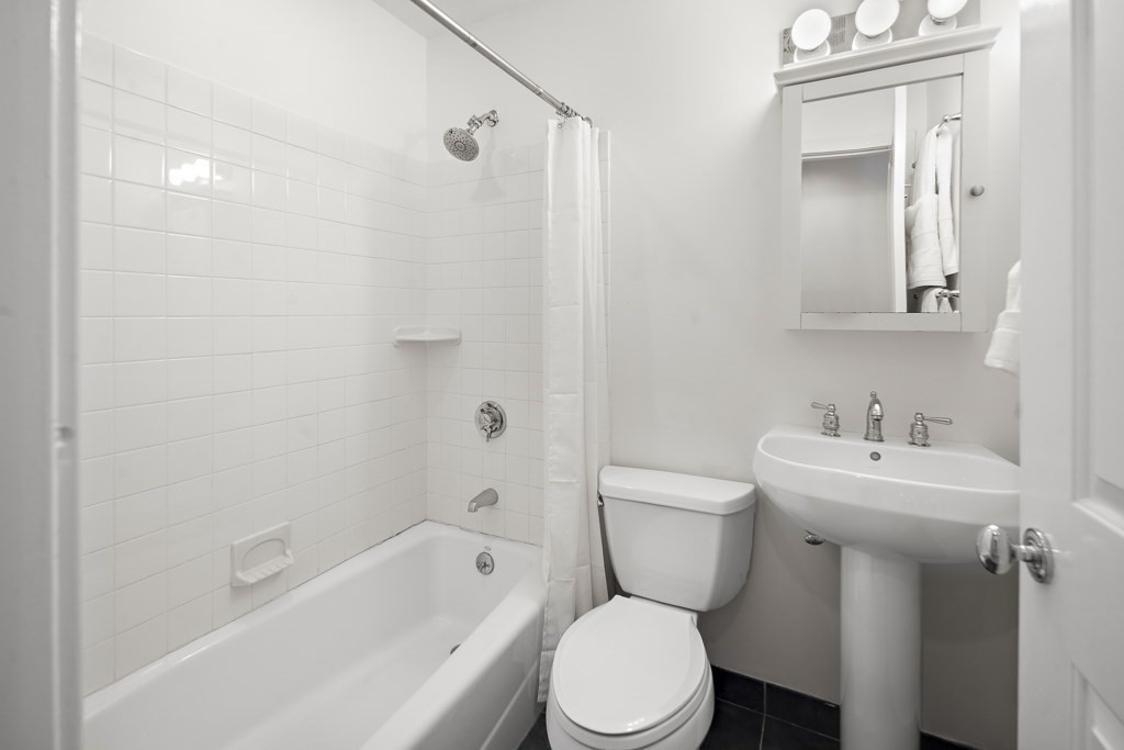 1 Garden St Unit 4, Beacon Hill, Boston, MA 02114 - Image 6