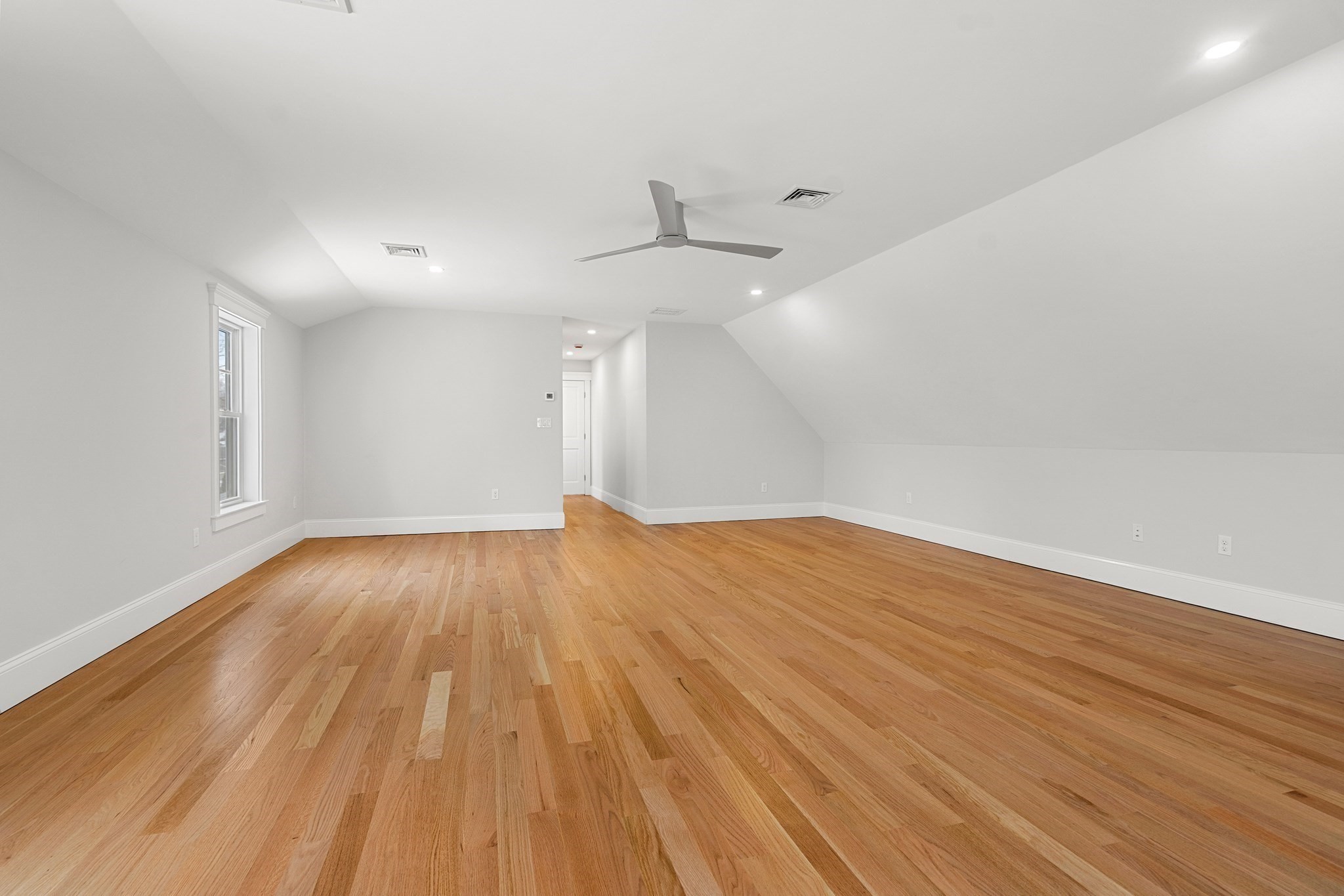 125 Livingstone Ave, Beverly, MA 01915 - Image 26