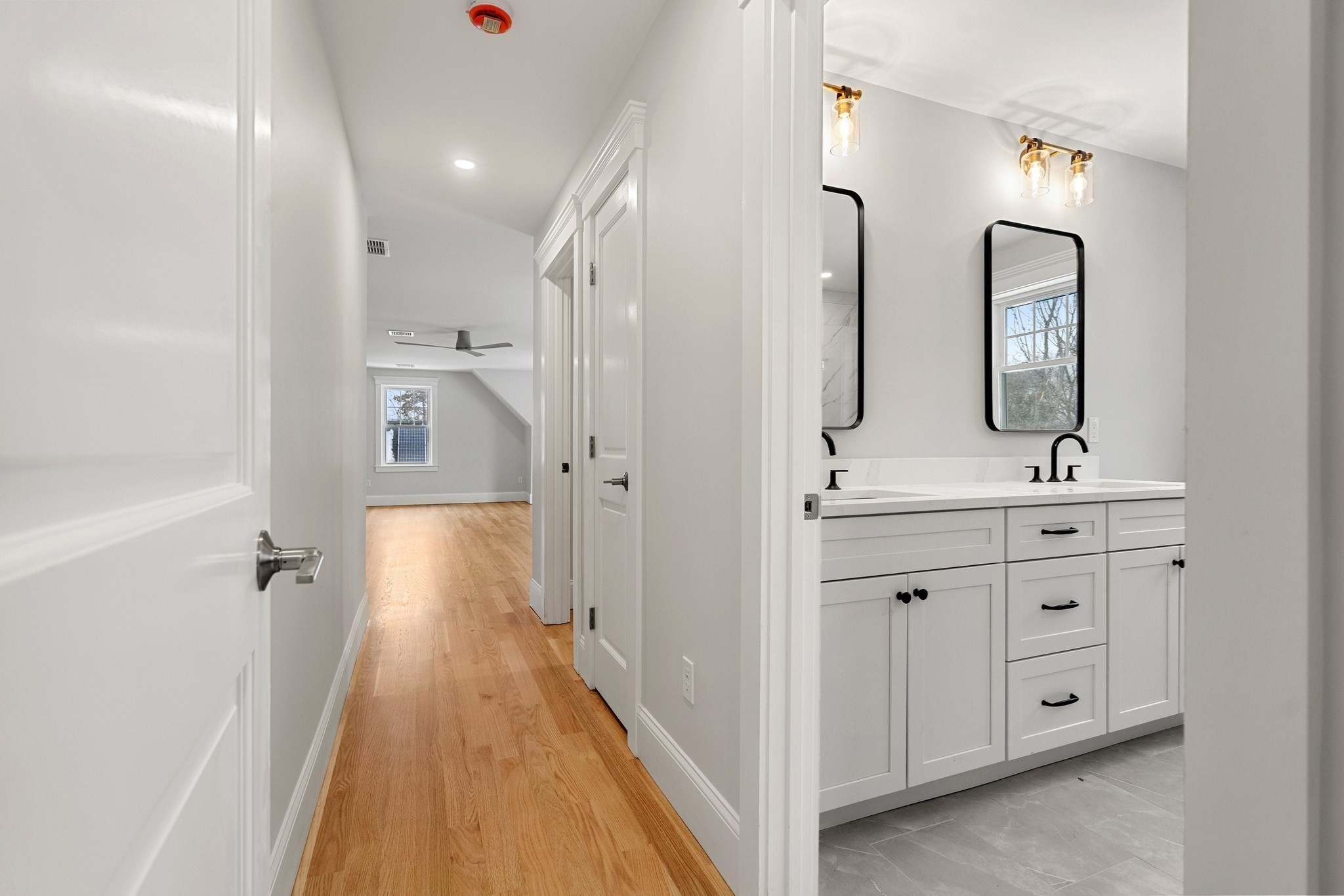 125 Livingstone Ave, Beverly, MA 01915 - Image 27