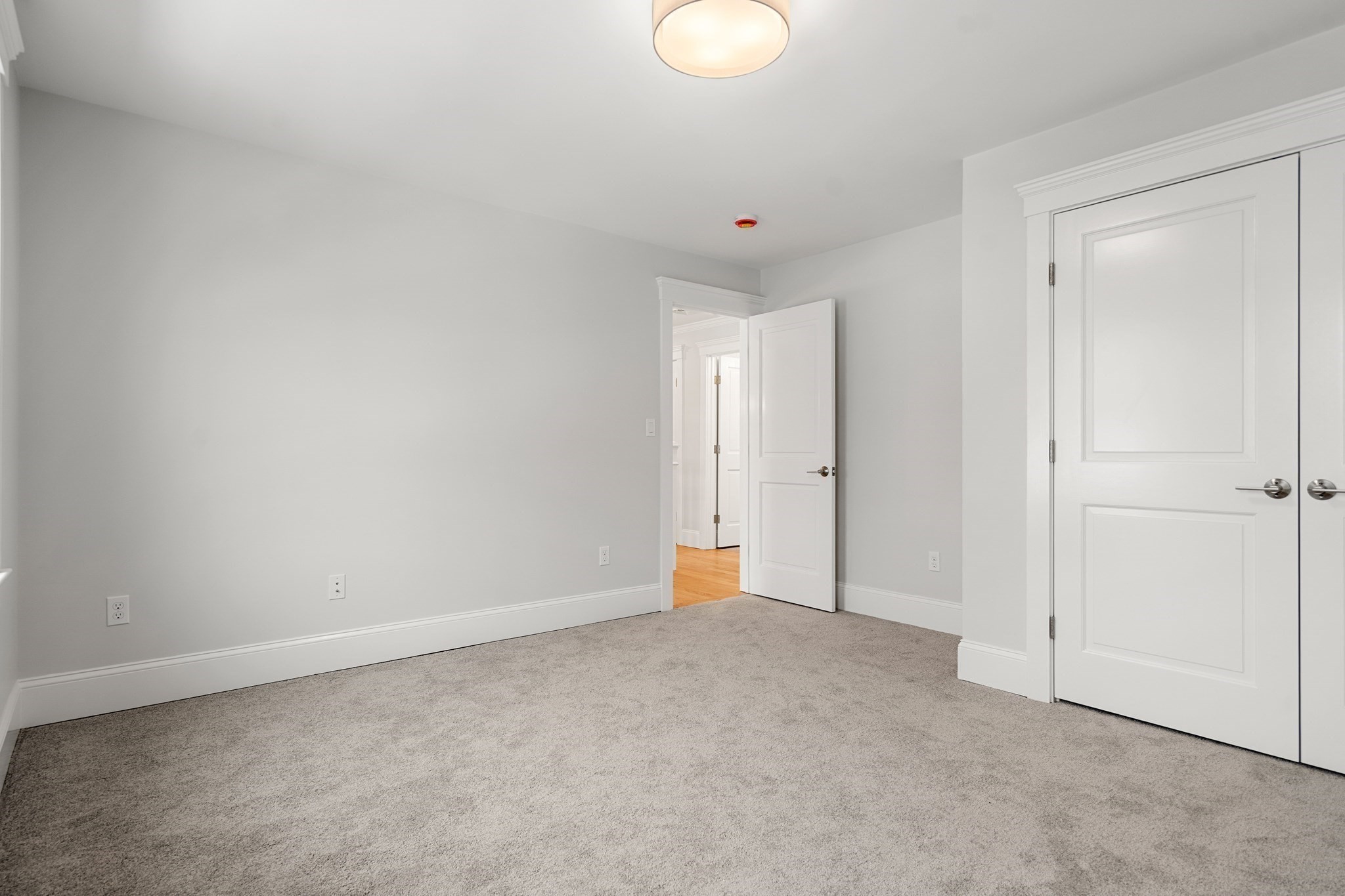 125 Livingstone Ave, Beverly, MA 01915 - Image 34