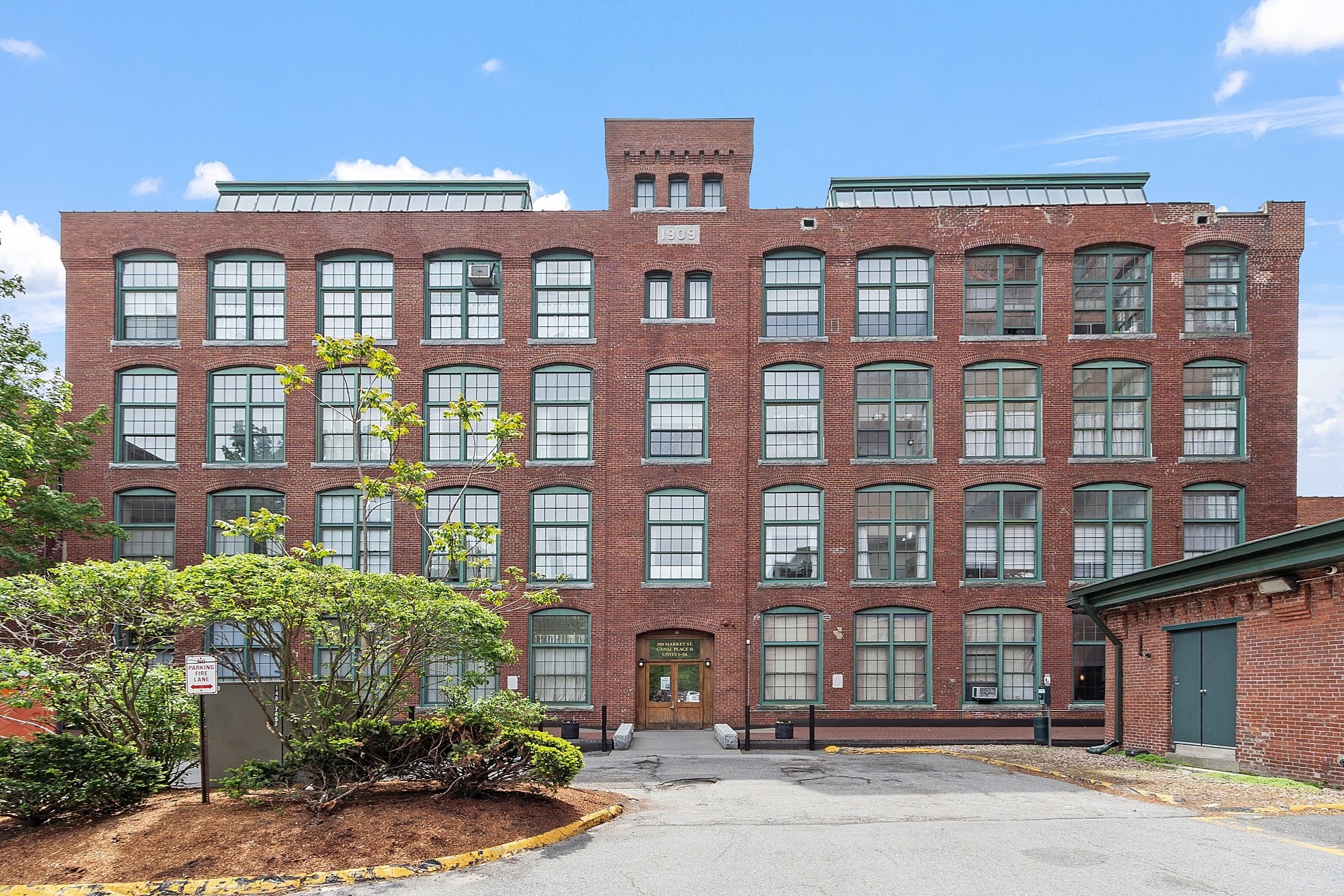 200 Market St Unit 44B, Lowell, MA 01852