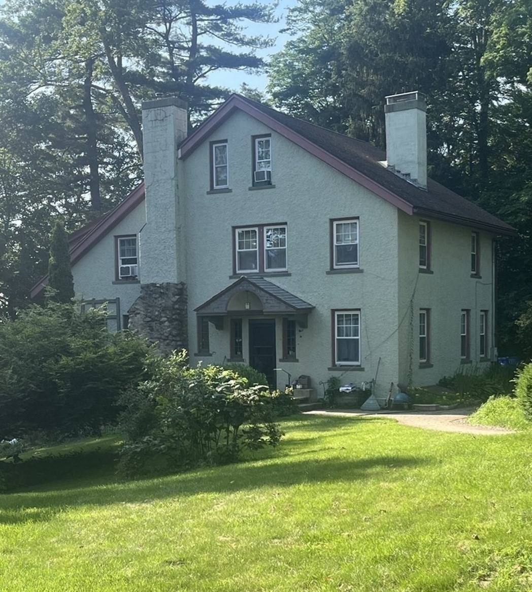 50 Mount Pleasant, Amherst, MA 01002