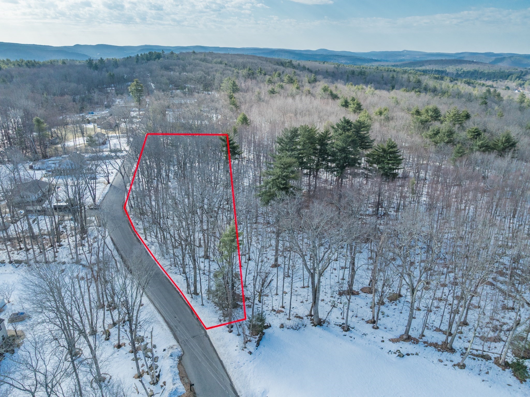 123 Peterson Rd, Palmer, MA 01069