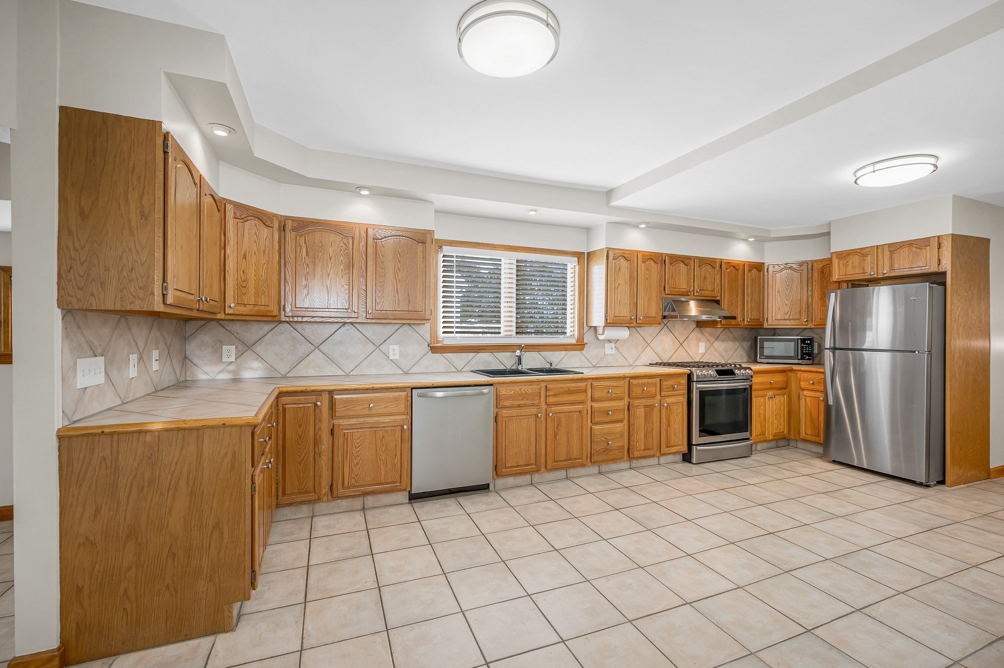 43 Granville Ave, Malden, MA 02148 - Image 3