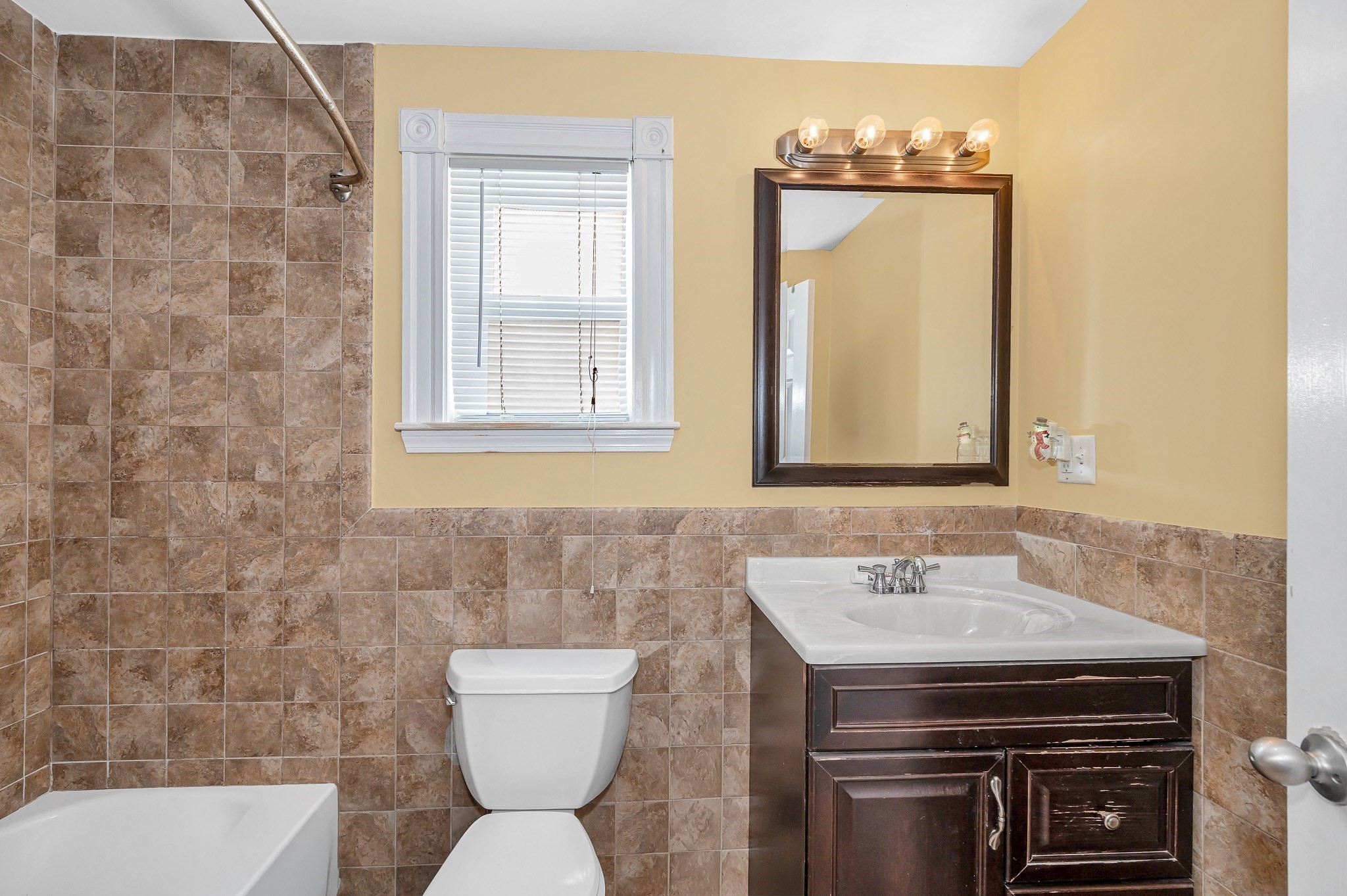 43 Granville Ave, Malden, MA 02148 - Image 30