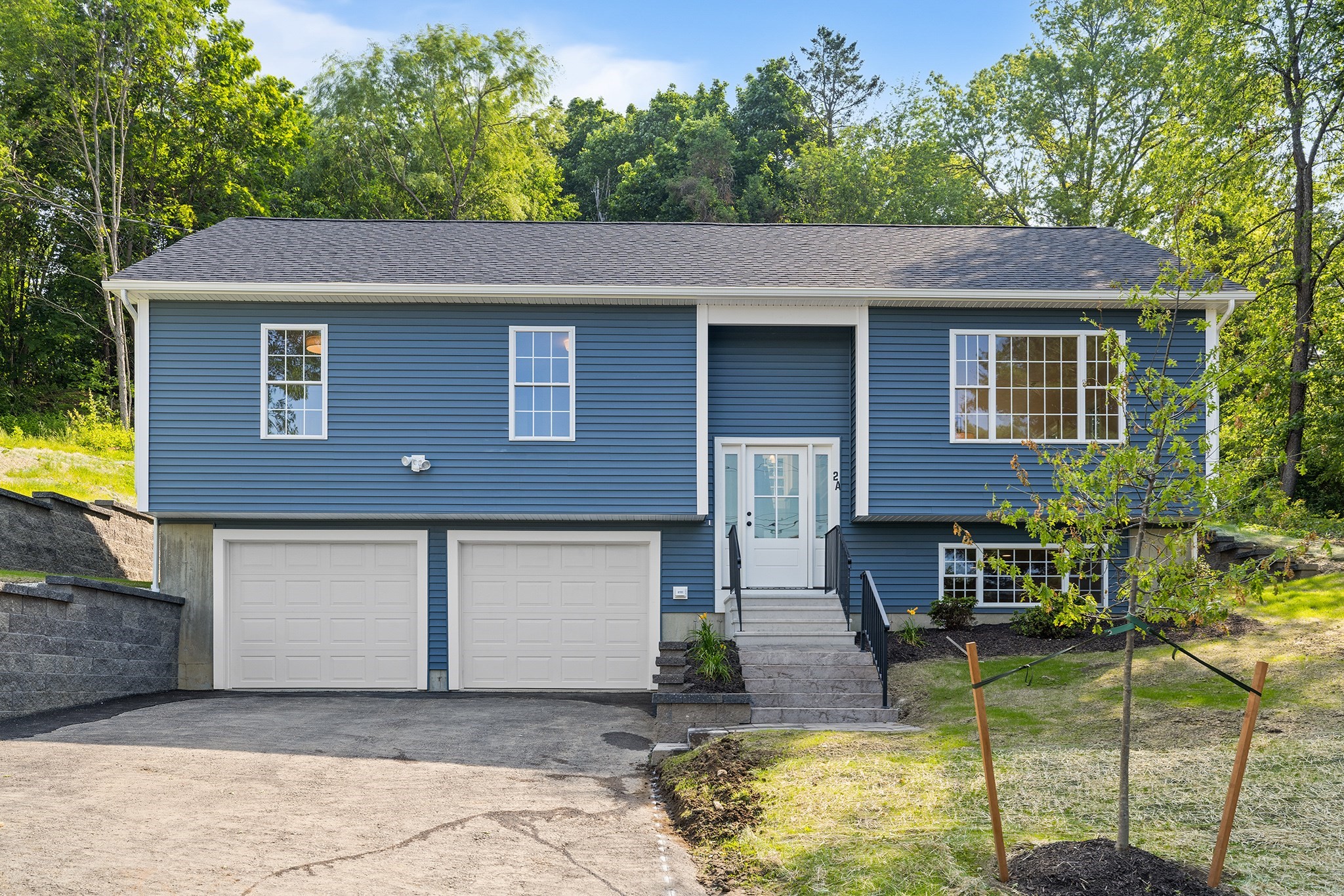 20 Highland Ave, West Boylston, MA 01583