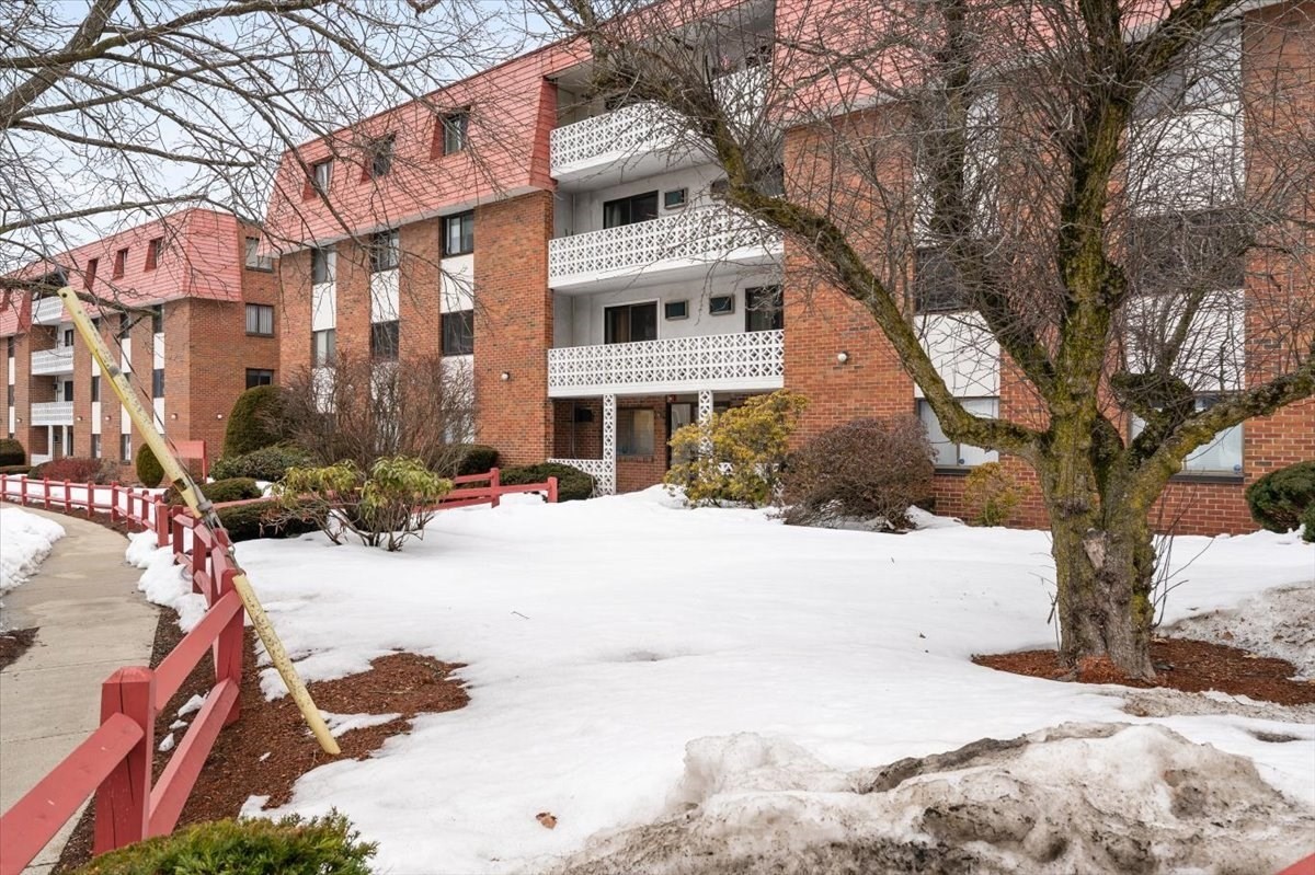 131 Pierce Street Unit 201, Malden, MA 02148 - Image 2