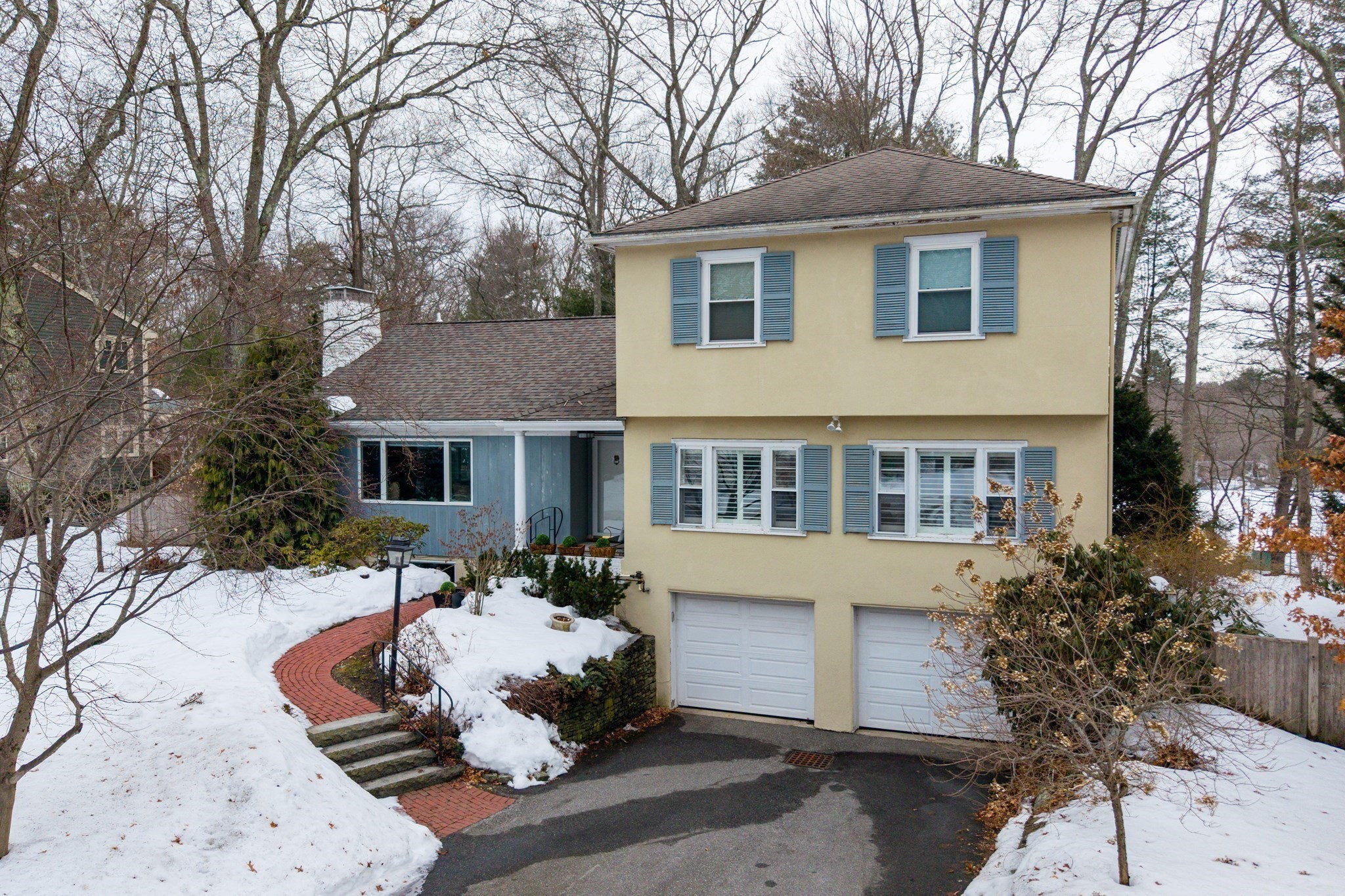 90 Elmwood Rd, Wellesley, MA 02481