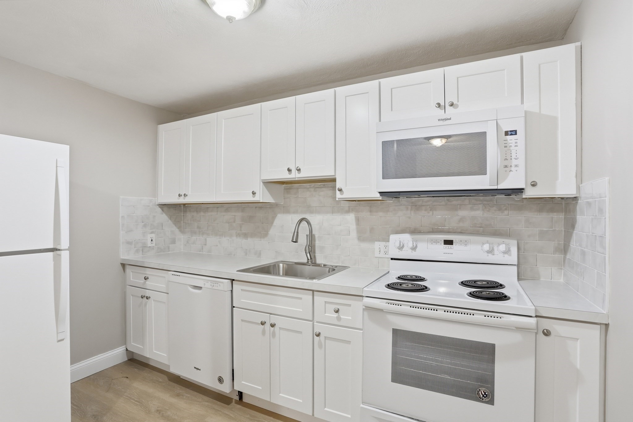 11 Davis Unit b8, Acton, MA 01720