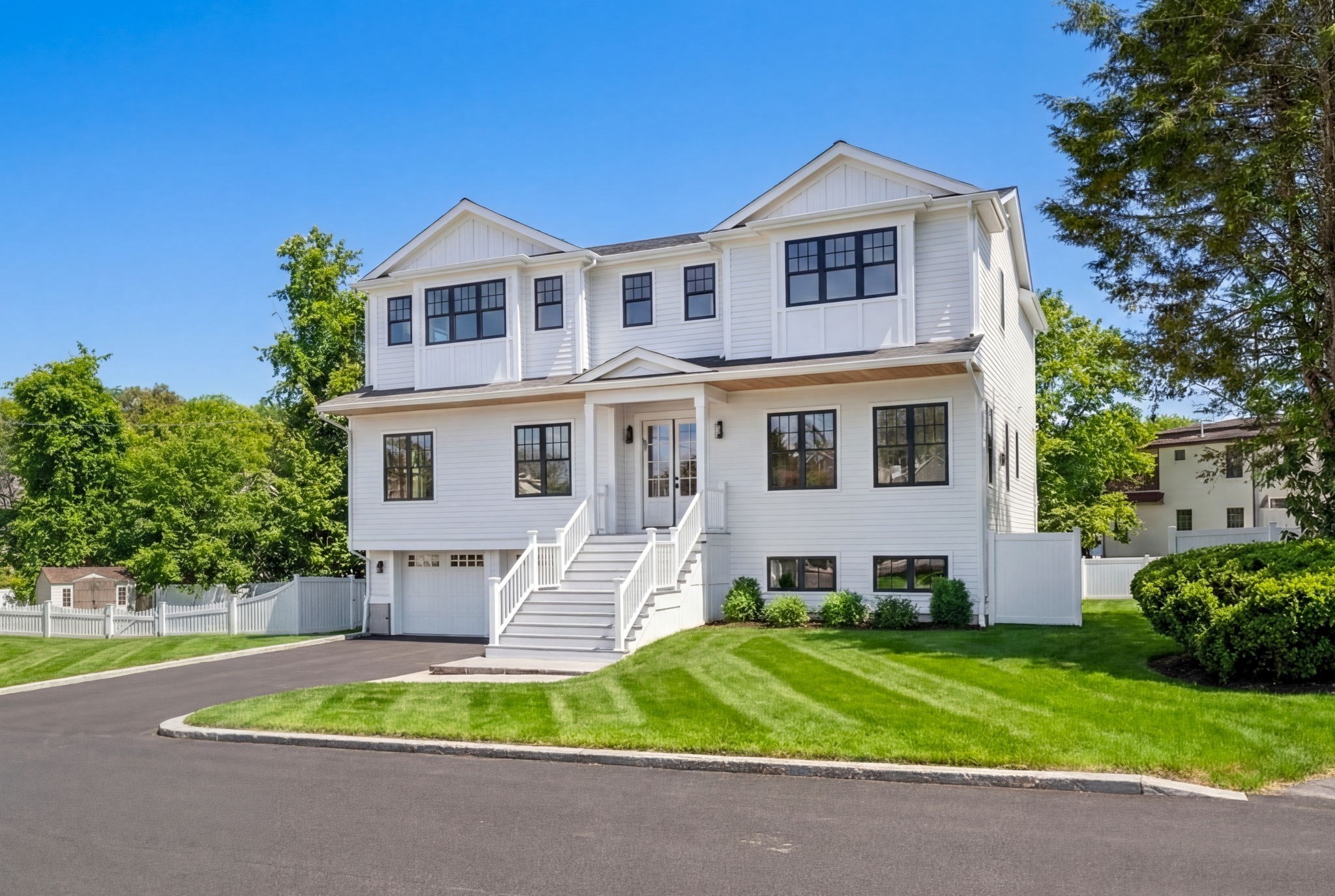 23 Harvard Cir, Needham, MA 02494