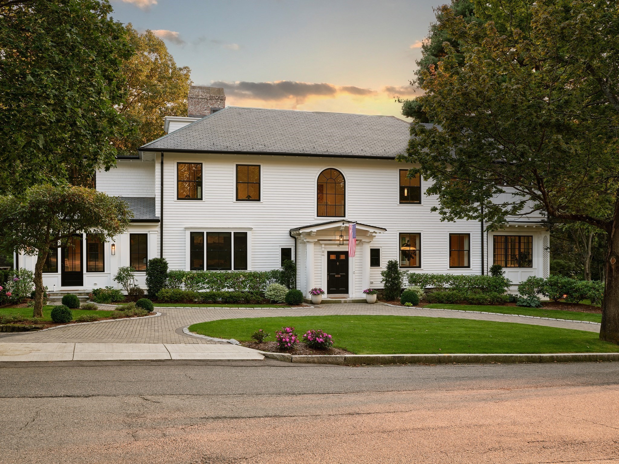 15 Farlow Rd, Newton, MA 02458