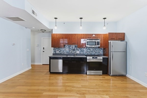 534 Main St, Apt 11