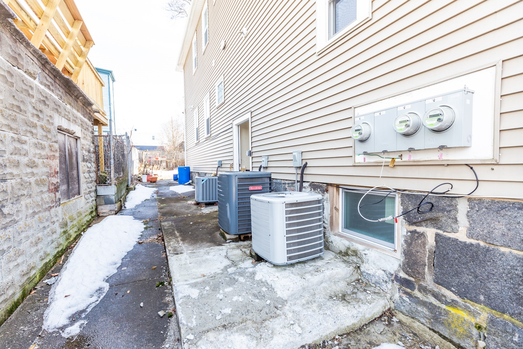 4 Hopestill St, Dorchester, Boston, MA 02124 - Image 39