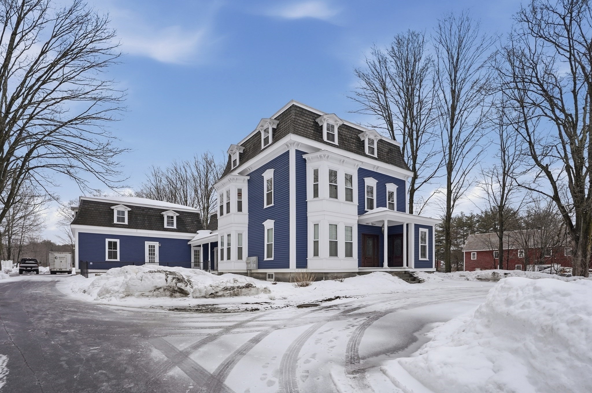 11 Taylor Street, Littleton, MA 01460