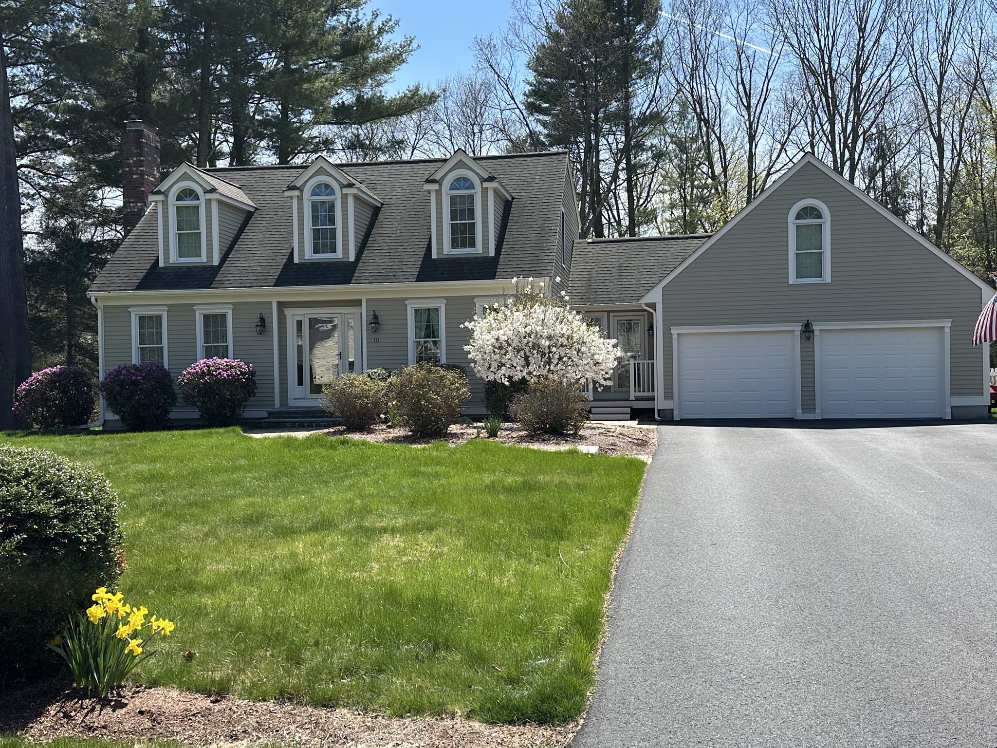 10 Sawyer Rd, Northborough, MA 01532