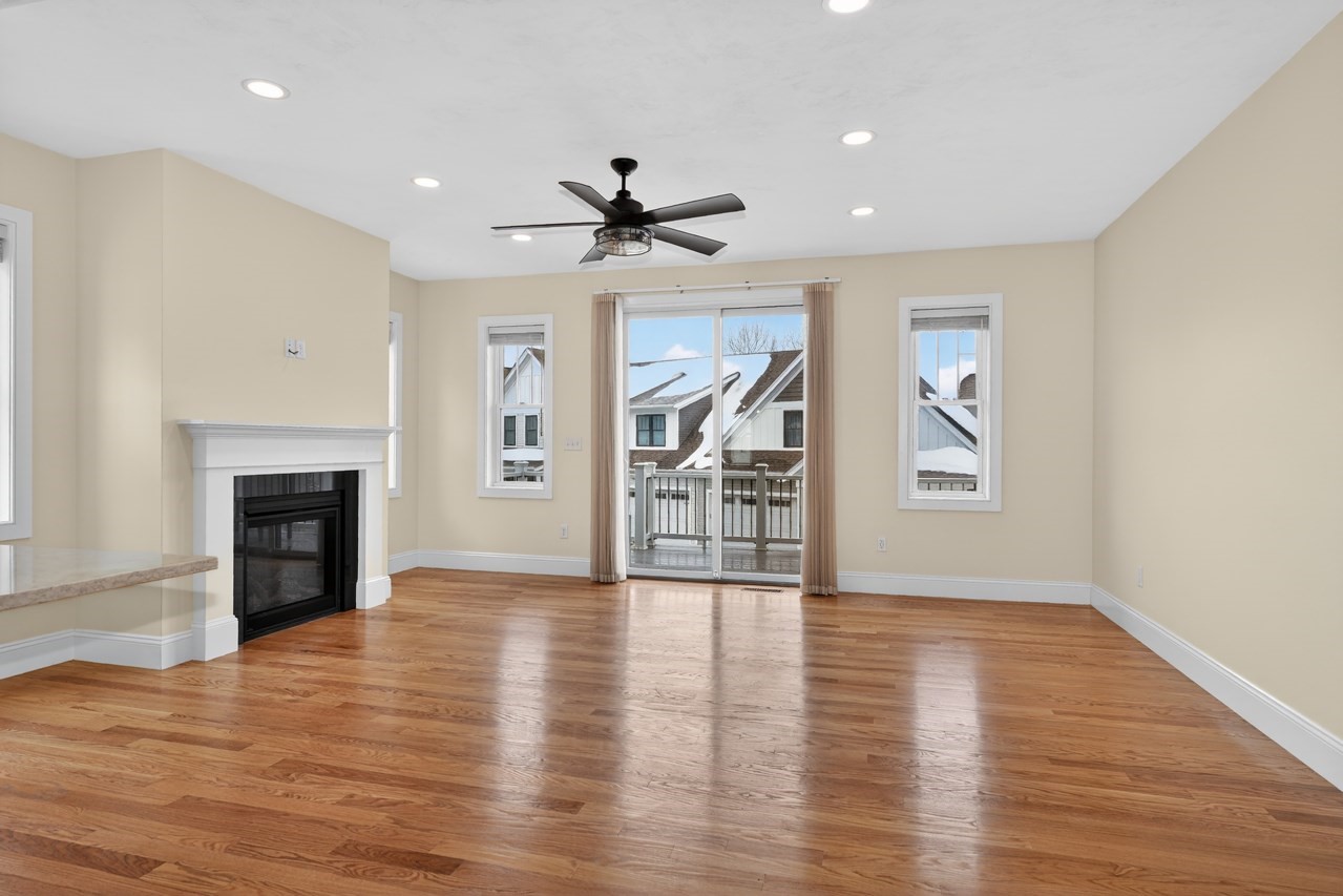 17 Trailside Terrace Unit 17, Marlborough, MA 01752 - Image 3