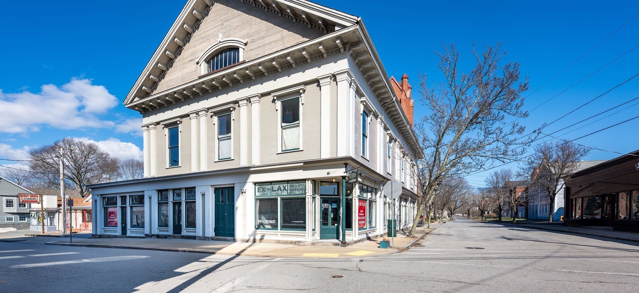 24 Center St, Fairhaven, MA 02719