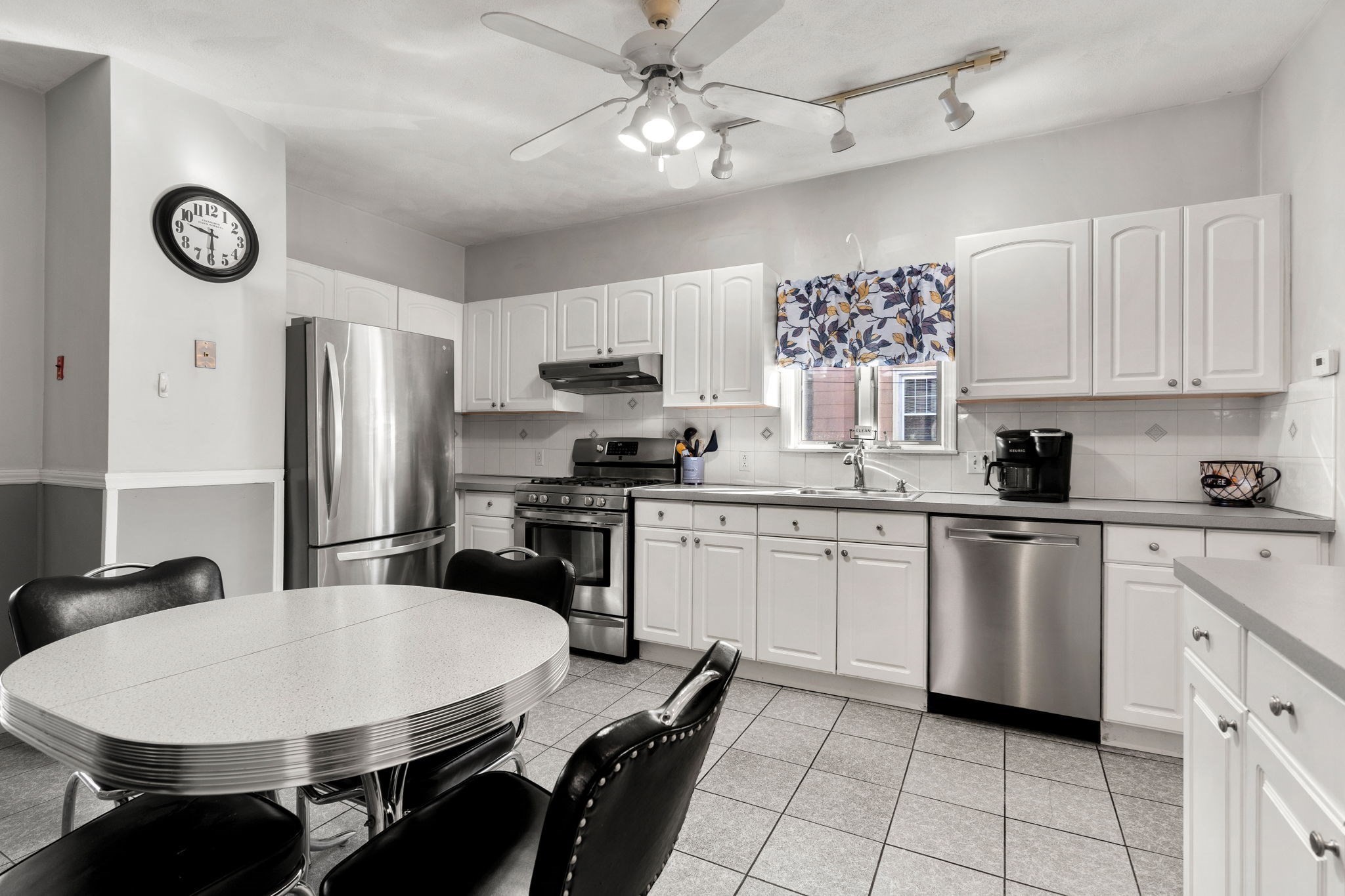 118 Avon St, Malden, MA 02148 - Image 9