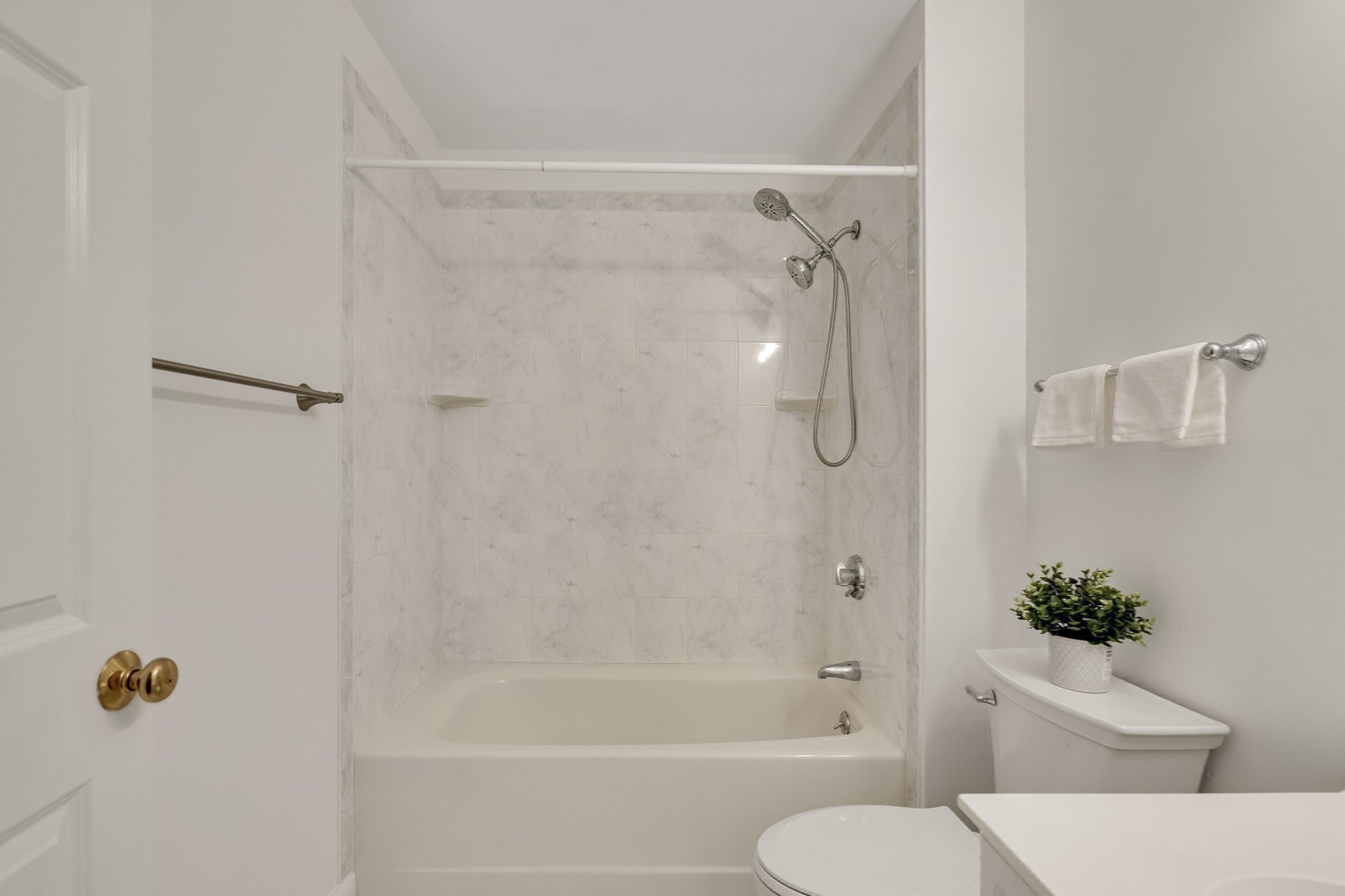 1401 Centre St Unit 1401, West Roxbury, Boston, MA 02132 - Image 23