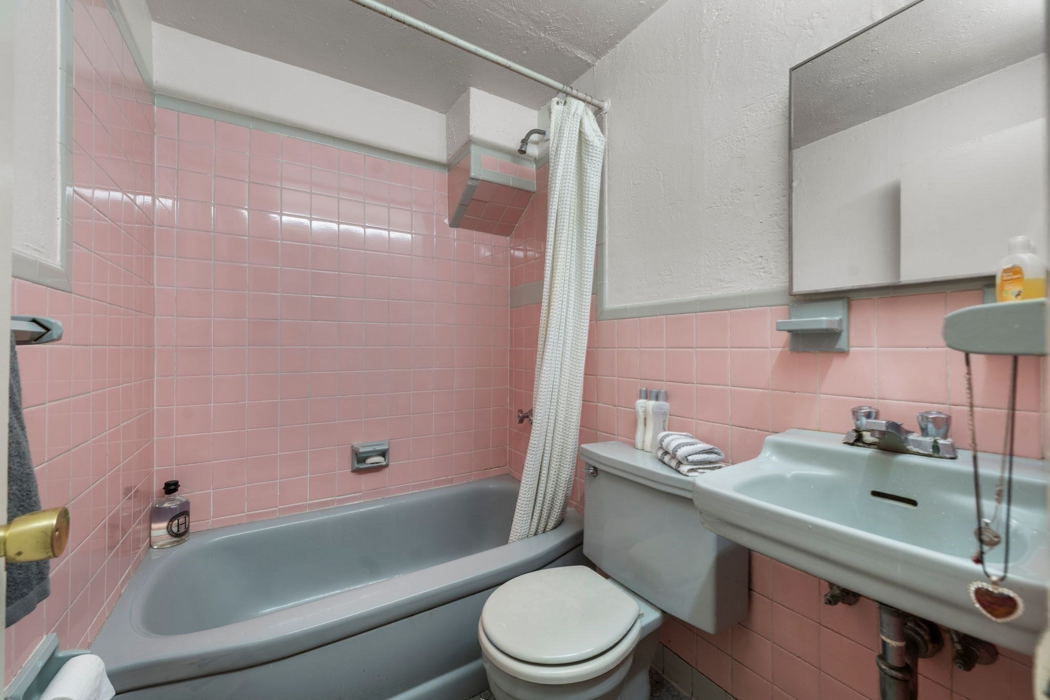 4 Derne St Unit 1, Beacon Hill, Boston, MA 02114 - Image 11