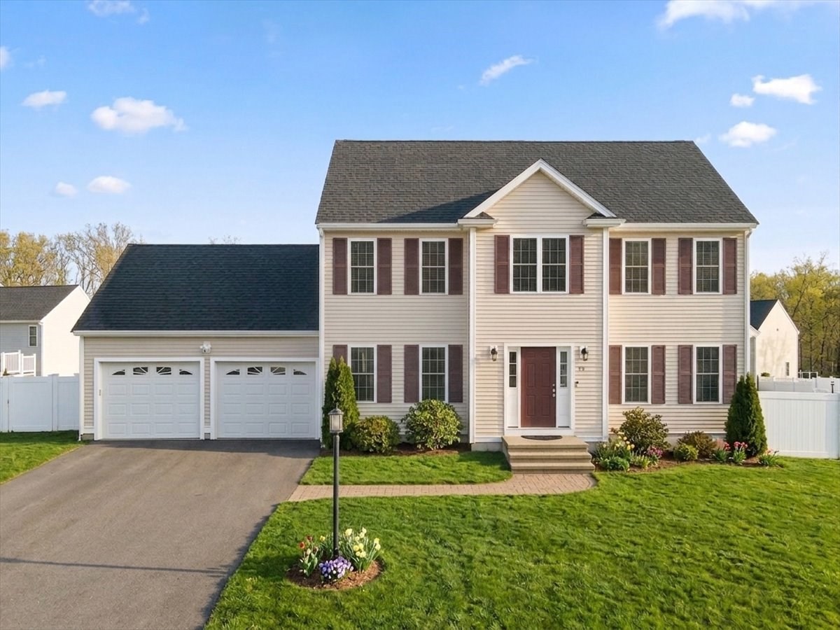 73 McEachron Dr, Stoughton, MA 02072 - Image 2