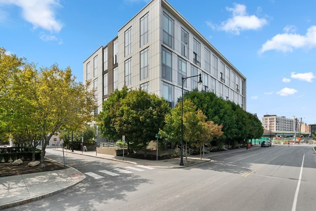 1 Earhart Street Unit 704, Cambridge, MA 02141 - Image 19