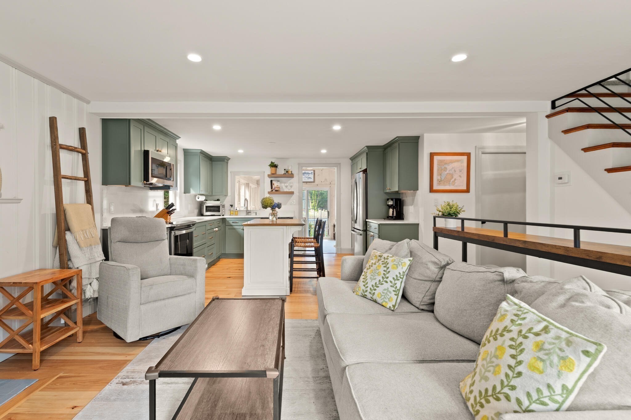 4 Pinewood Ave, Beverly, MA 01915 - Image 10