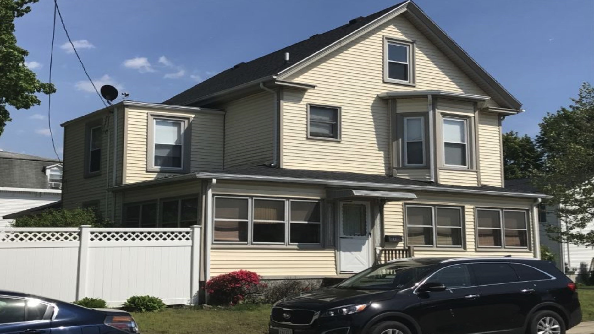 13 Wright St, Stoneham, MA 02180